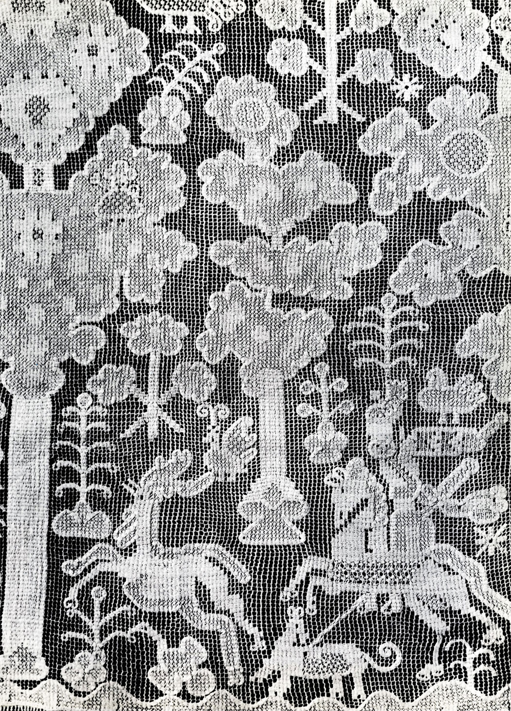 Detail of the valance