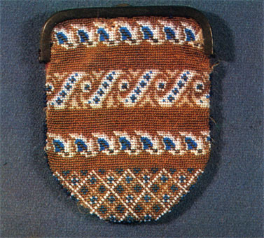 Embroidery worked in fine beads on canvas. Purse. 1830s - 40s