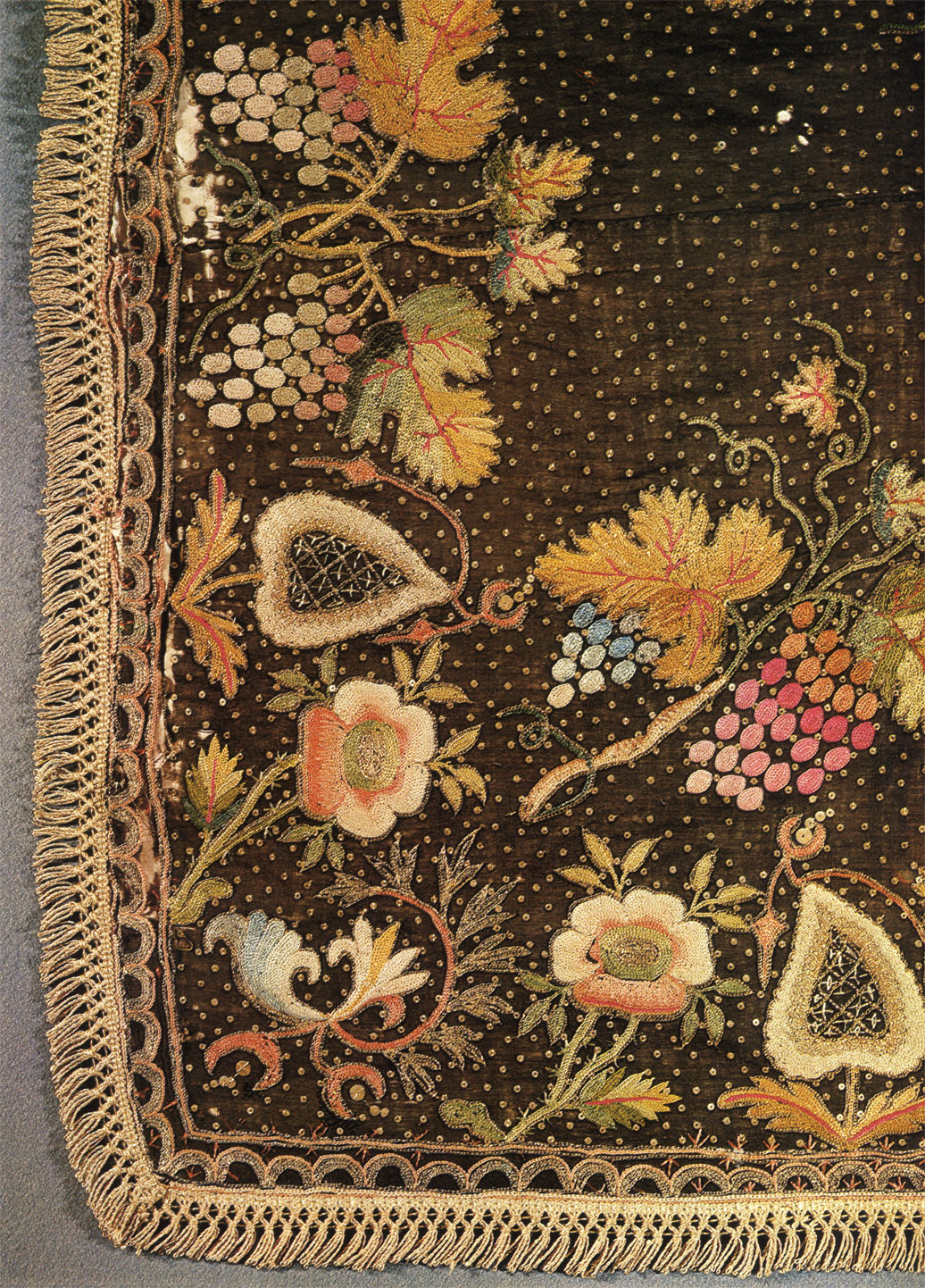 Detail of an icon-cloth. First third, 19th century. 84x66. RT-7890