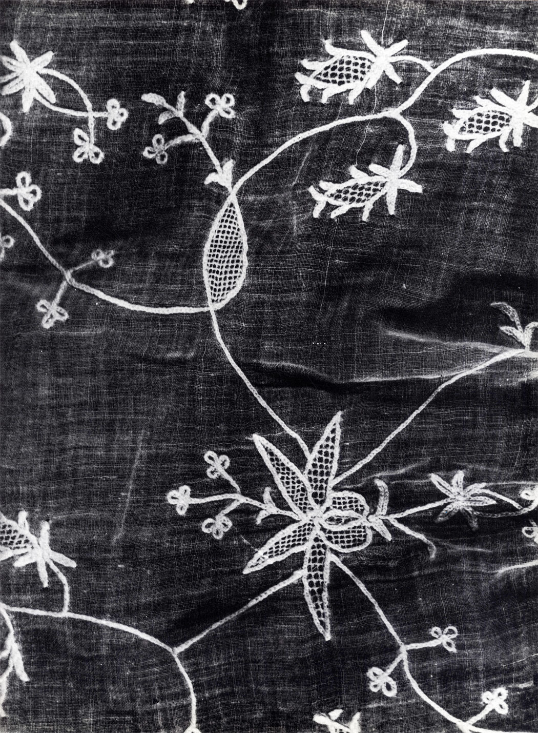 Detail of a bedspread. Late 18th - early 19th centuries. RT-14683