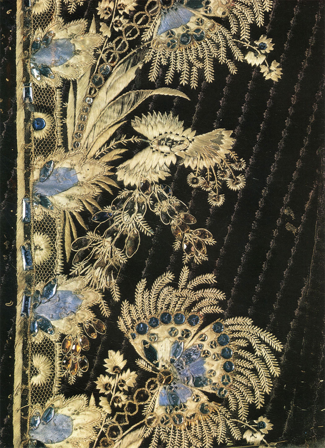 Detail of an embroidery on a kaftan. Late 18th century. 53x17. RT-18644